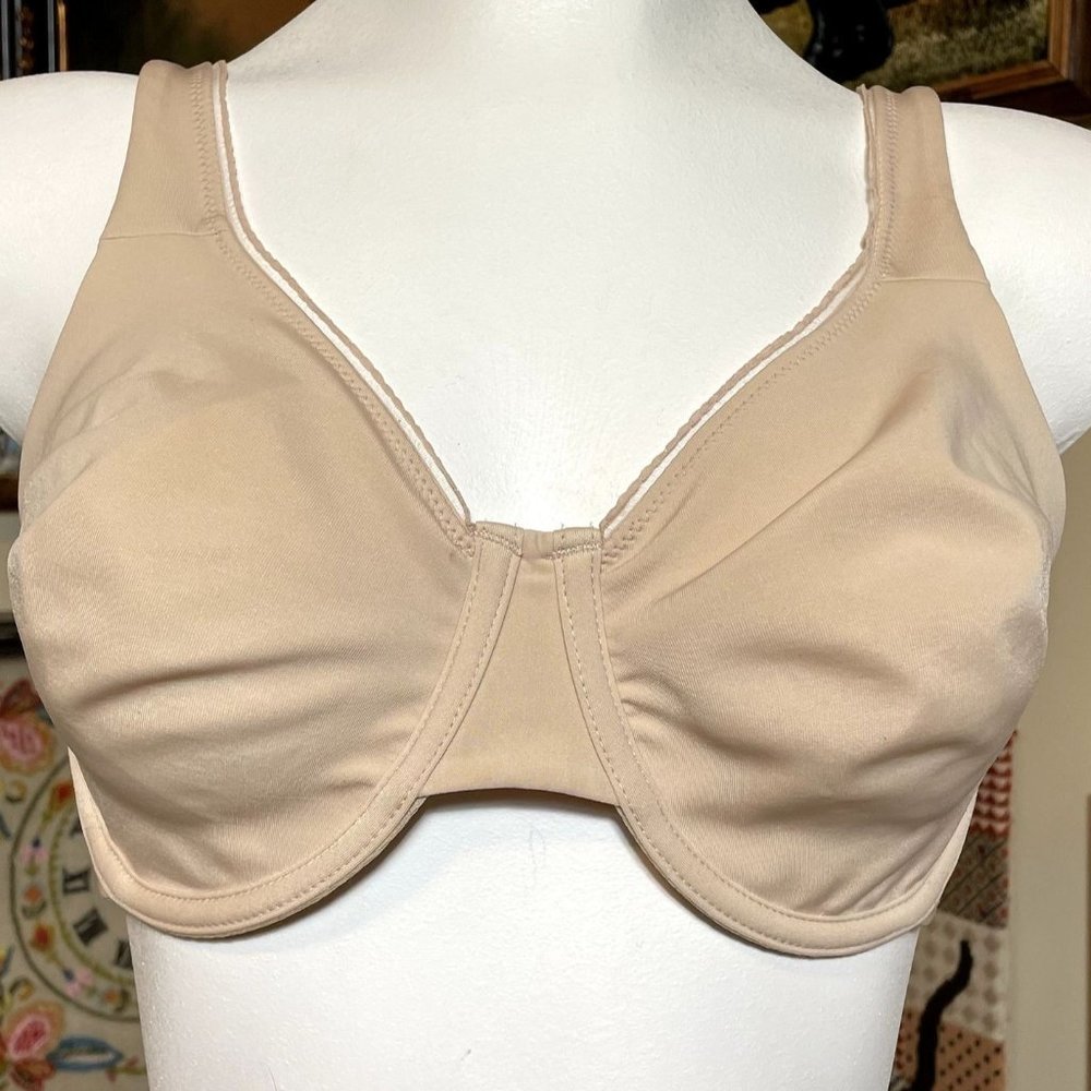 Wacoal Beige High Standards Seamless Underwire Bra with Hidden Sling Size 34D
